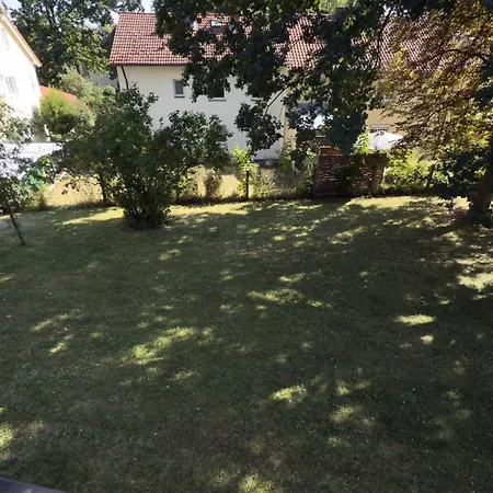 Gruener Baum *